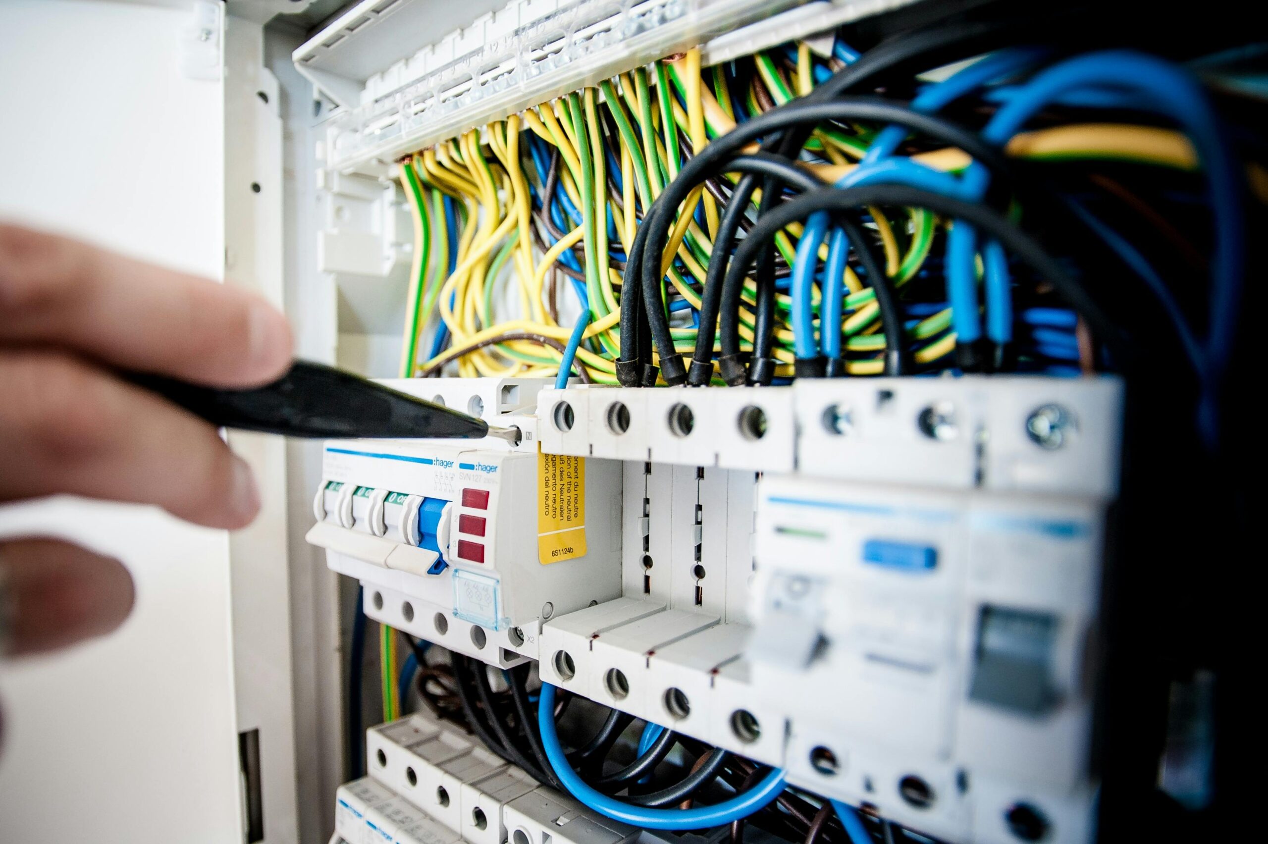 pexels-pixabay-257736 (3) Empresa de Ingeniería Eléctrica